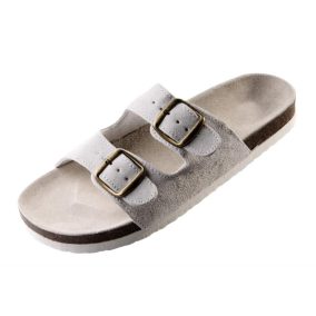 A Pudu, kényelmes parafa papucs egyetlen öltözőszekrényből, gardróbból sem hiányozhat, hiszen a lábnak nagy szüksége van a pihenésre és a szellőzésre egy hosszú, nagy igénybevétellel járó munkanap utá