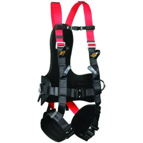 A Cado Jaguar beülő hevederzet többek között magas háttámasszal és szerszámtartókkal is komfortosabbá teszi a magasban végzett munkát.