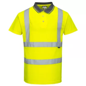A Portwest Jólláthatósági teniszpóló keskeny gallérral és gombos záródással rendelkezik, könnyen karbantartható és mosható.