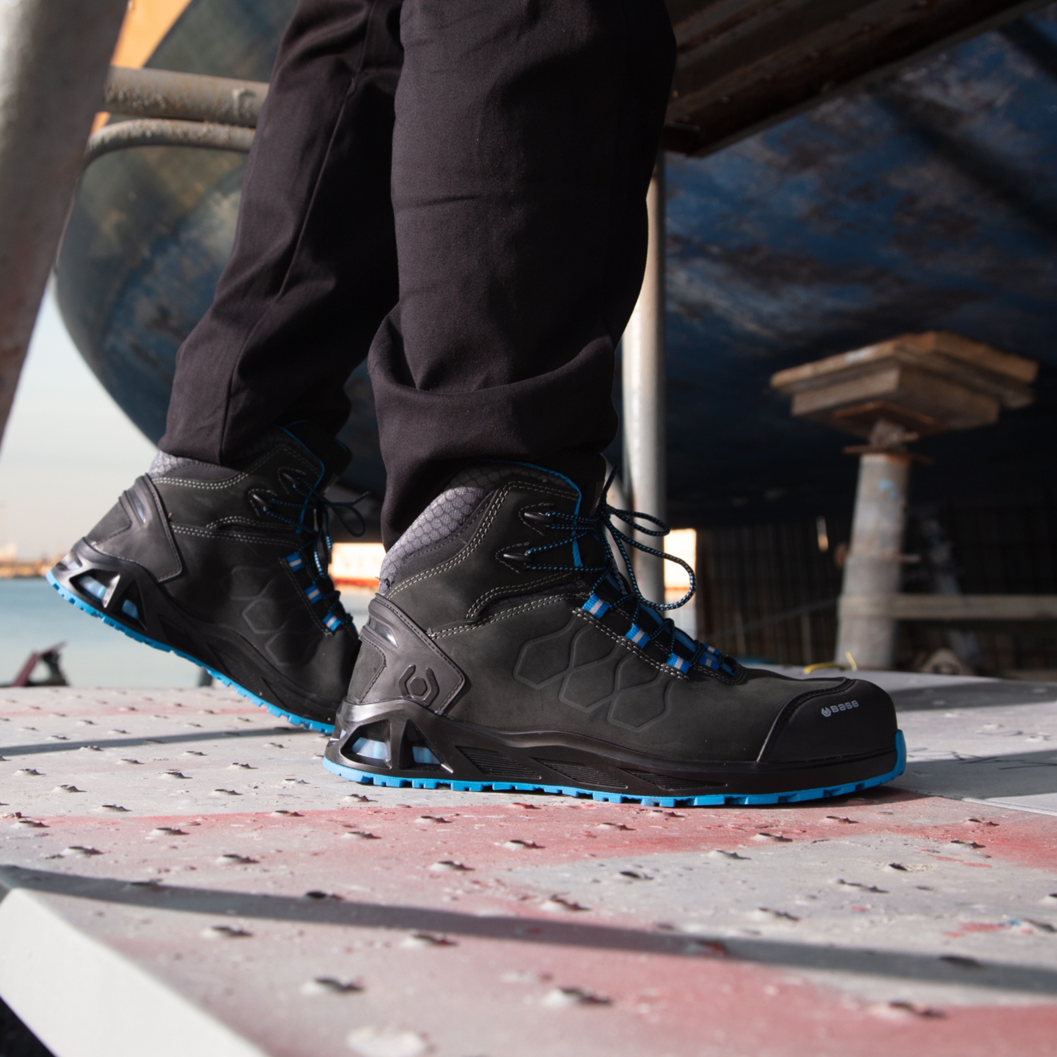 Téli munkavédelmi bakancs- Hogyan válasszunk?